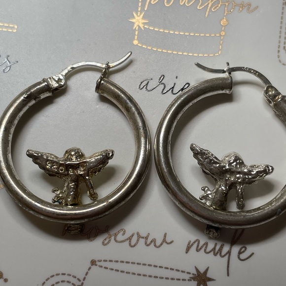 Vintage Heavy Sterling Silver Cherub Angel Sitting On Hoop Earrings Rococo 1" - Picture 3 of 8